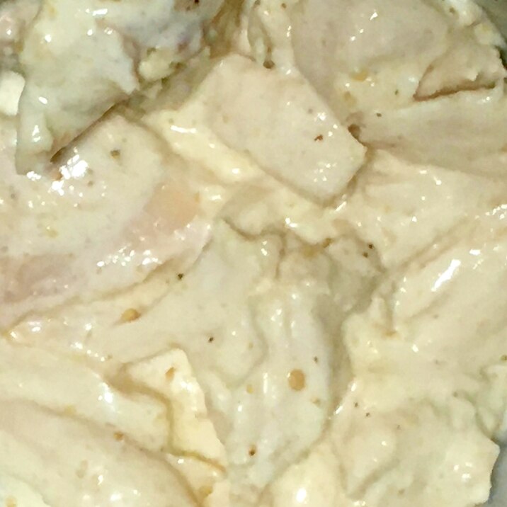 鶏胸肉、すりごまのマヨネーズ和え（低糖質）